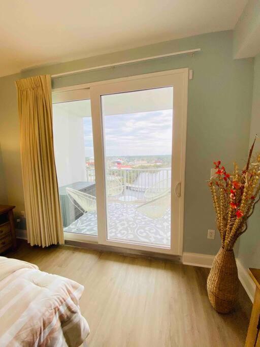 Apartment Style Luxury #930 Panama City Beach