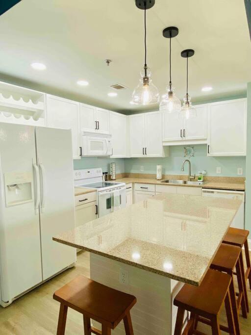 Apartment Style Luxury #930 Panama City Beach