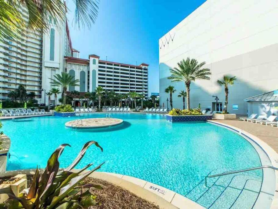 Apartment Style Luxury #930 Panama City Beach